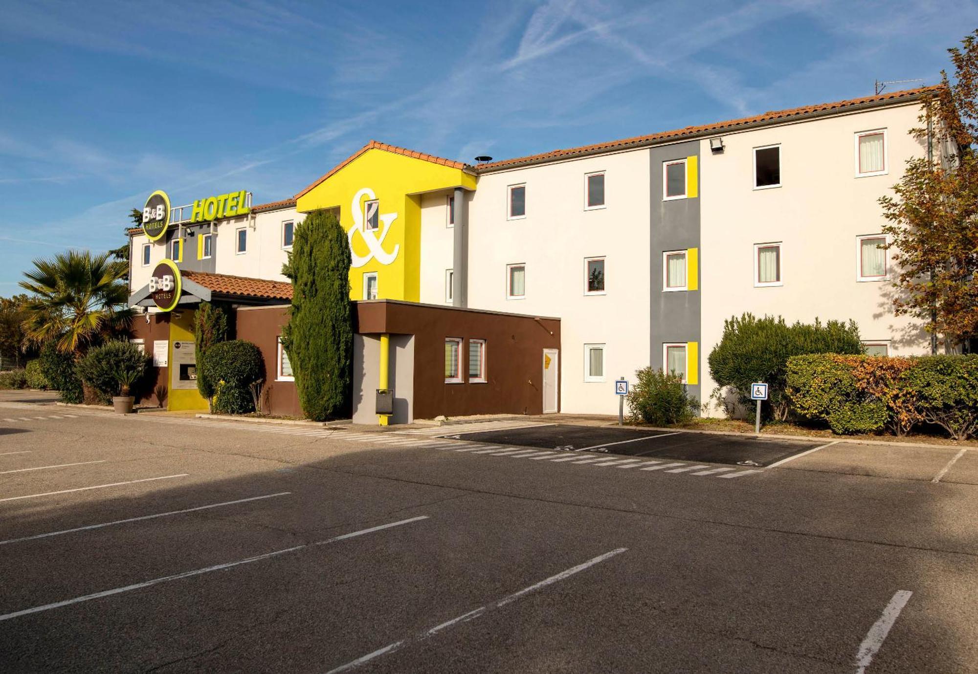 B&B Hôtel Avignon  Le Pontet  Buitenkant foto